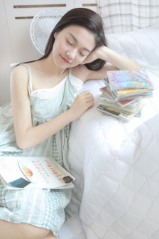 女同学第一次看到坤坤的样子